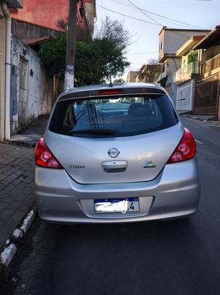 NISSAN TIIDA 1.8 SL 16V FLEX 4P AUTOMÁTICO NISSAN TIIDA 1.8 SL 16V FLEX 4P AUTOMÁTICO